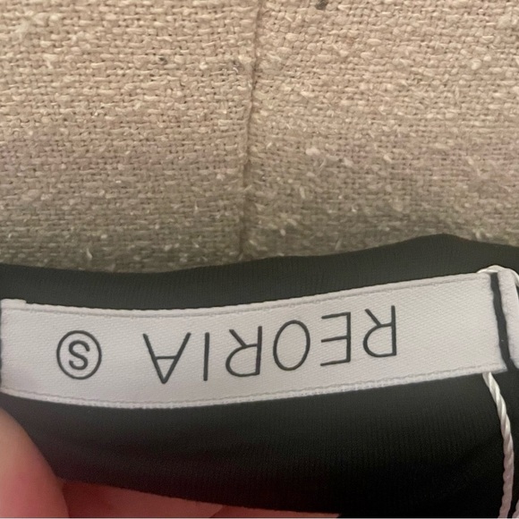 REORIA Women's Bodysuit - Picture 8 of 10